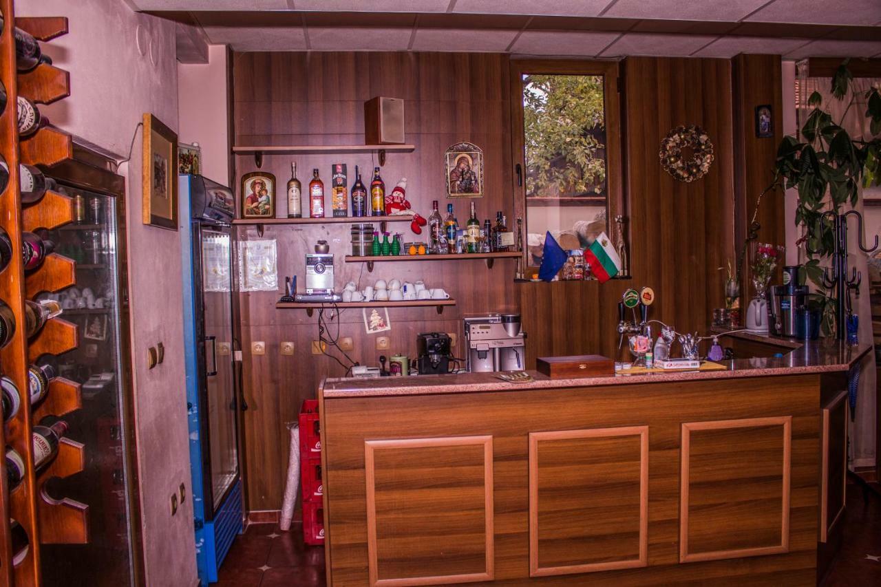 Стаи За Гости - Семейна Къща За Гости Ивел Bansko Exteriör bild